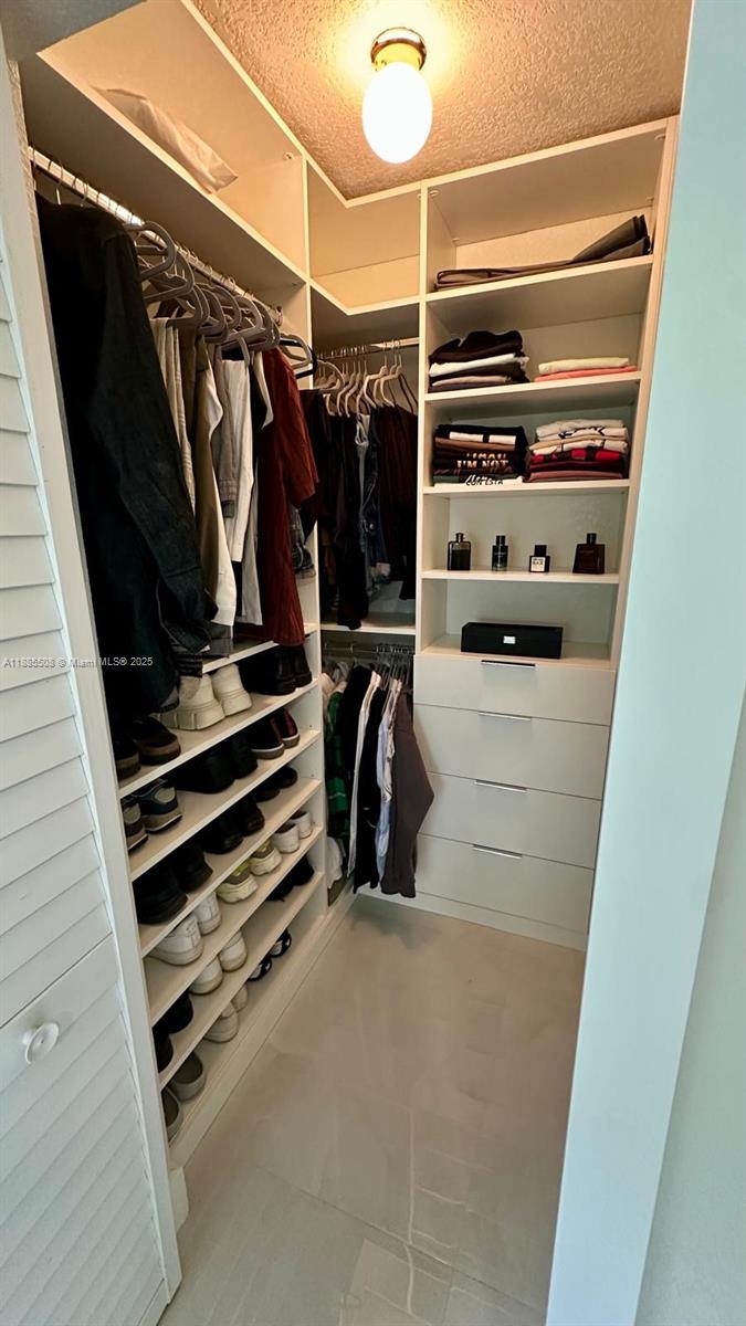 REDLANDS BEST 1ST ADDN - Residential Lease