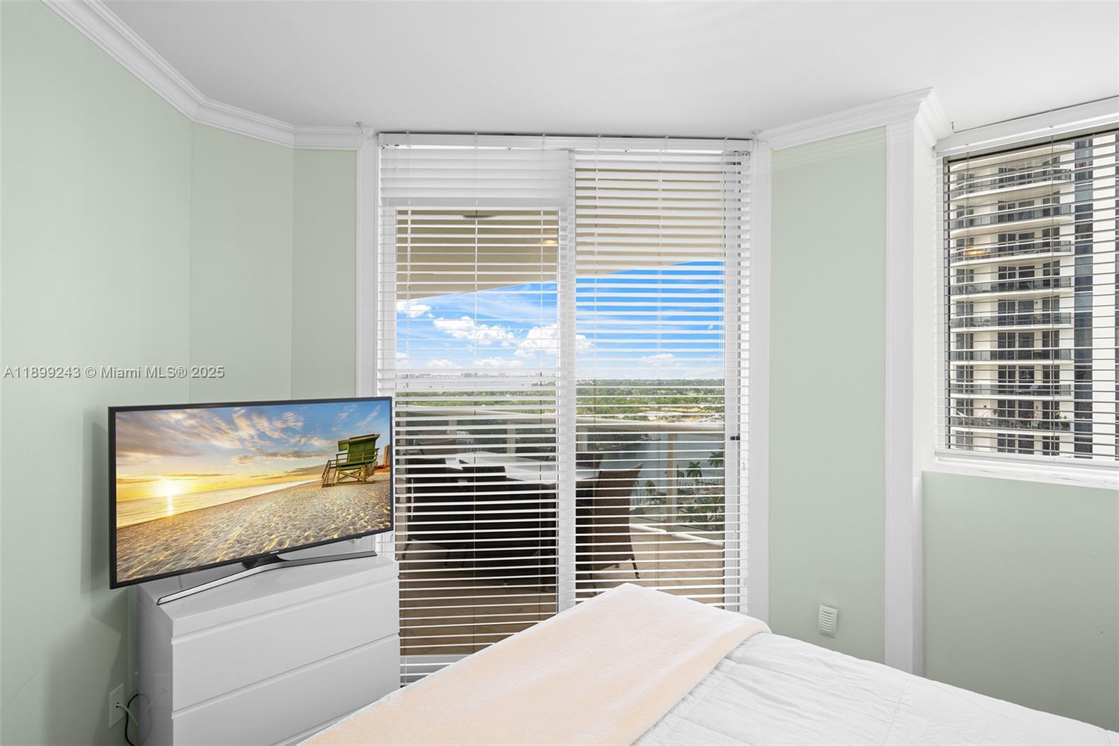 GREEN DIAMOND CONDO - Residential