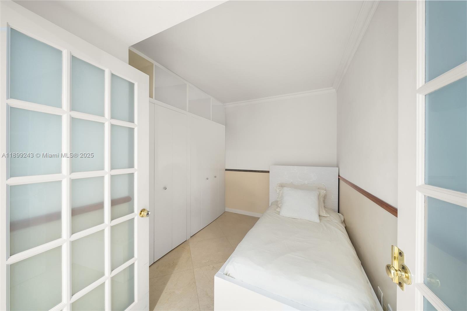GREEN DIAMOND CONDO - Residential