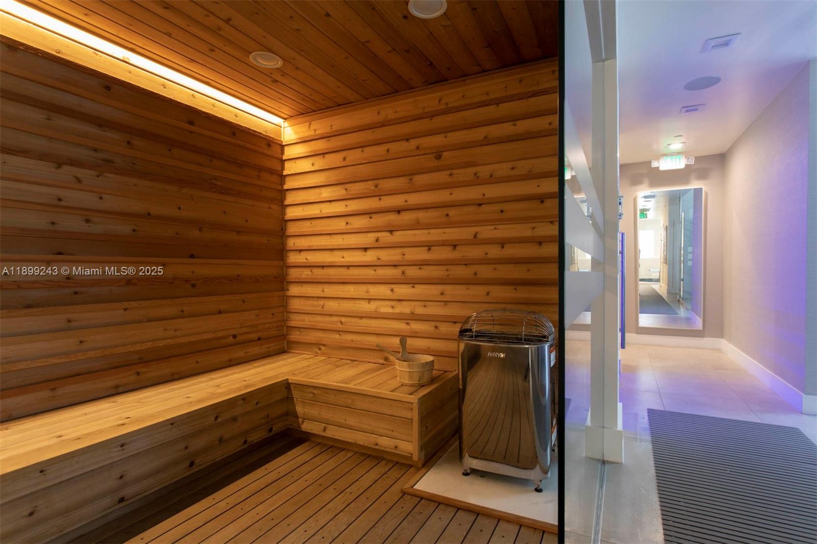 GREEN DIAMOND CONDO - Residential