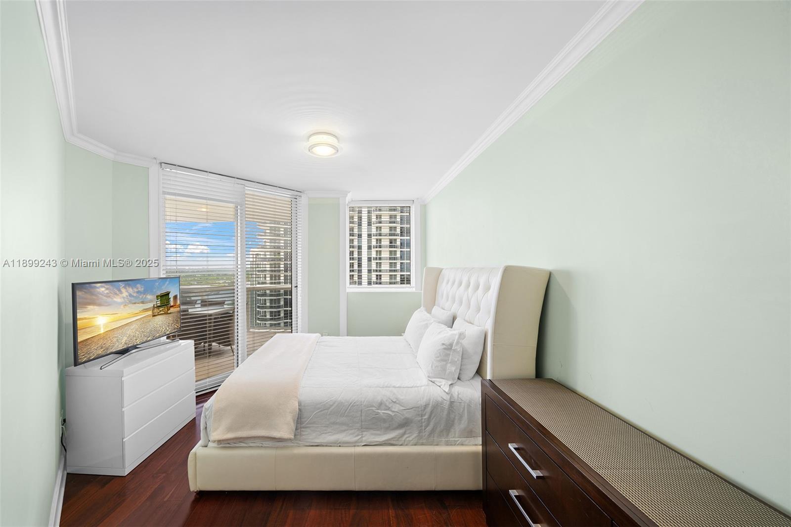 GREEN DIAMOND CONDO - Residential