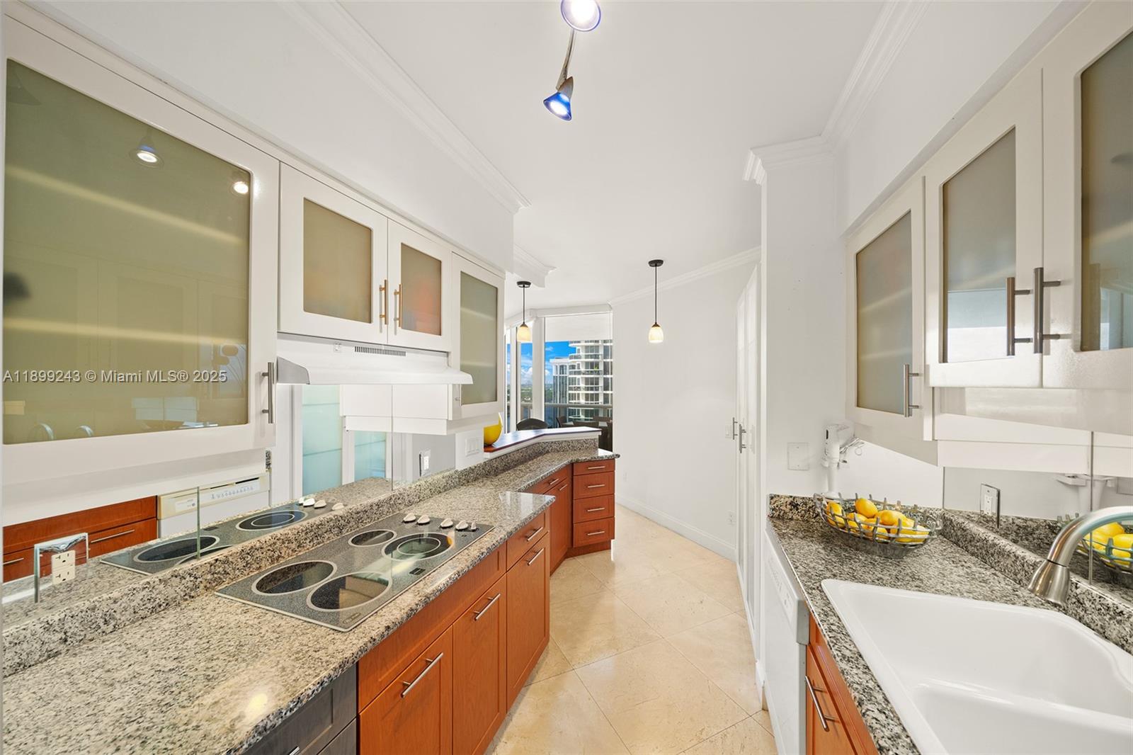 GREEN DIAMOND CONDO - Residential