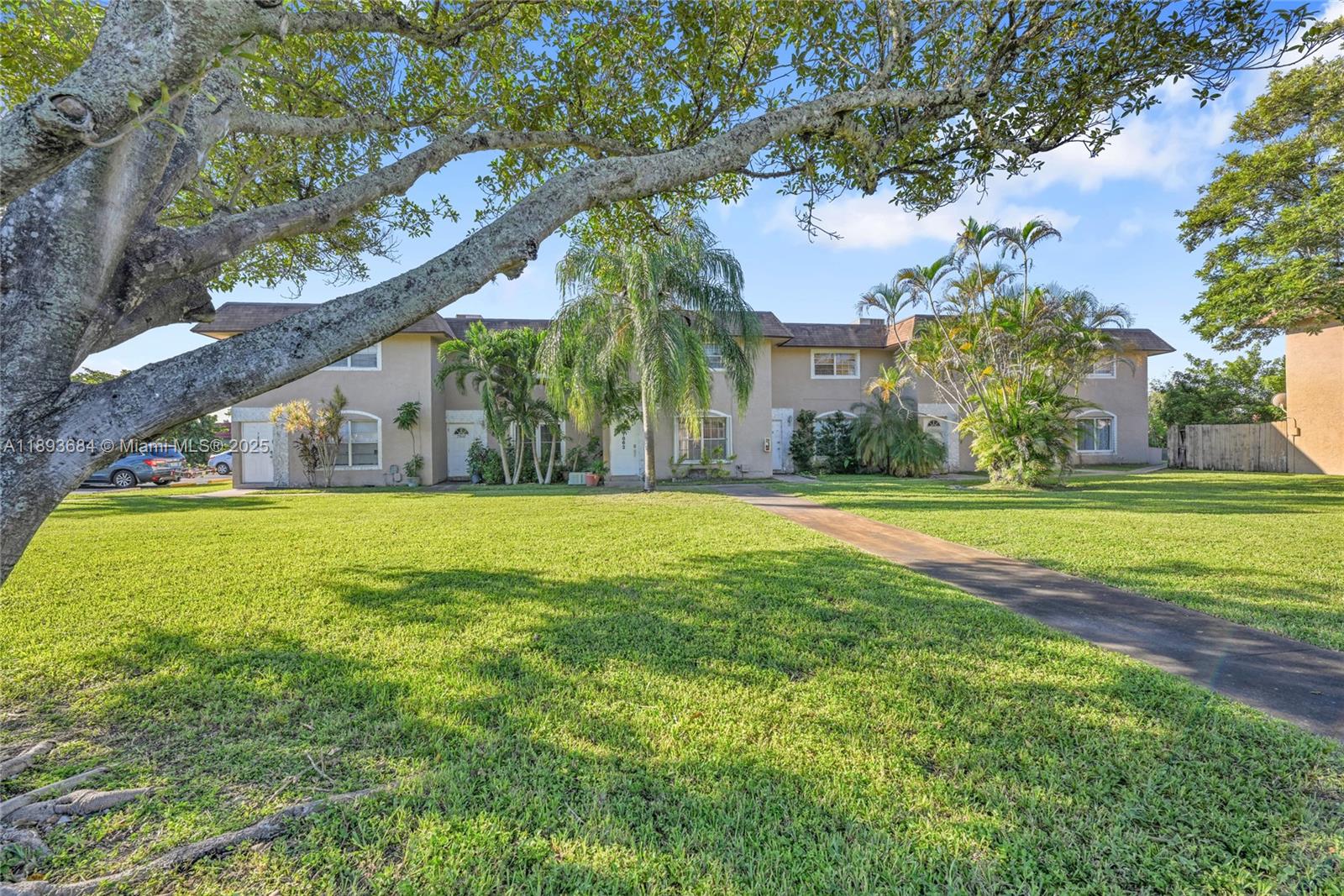 TAM OSHANTER GARDENS FAMI - Residential Lease