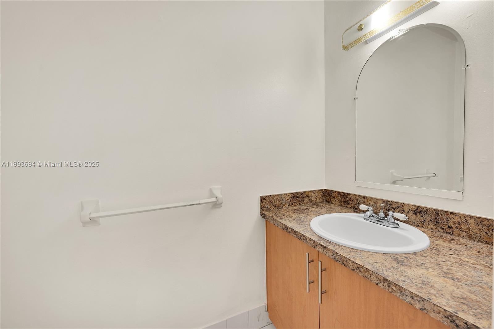 TAM OSHANTER GARDENS FAMI - Residential Lease
