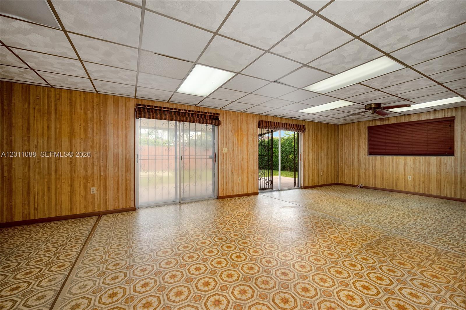TROPICAL HIGHLANDS 1ST AD - Residential
