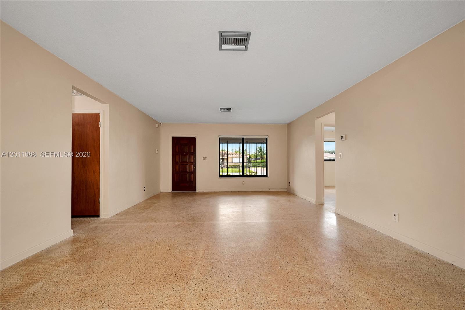 TROPICAL HIGHLANDS 1ST AD - Residential
