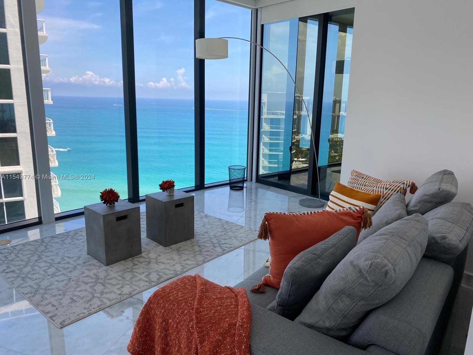 18555 COLLINS AVENUE COND - Residential