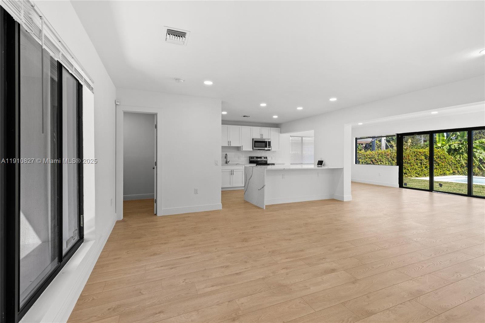 ORANGEBROOK GOLF ESTATES - Residential Lease