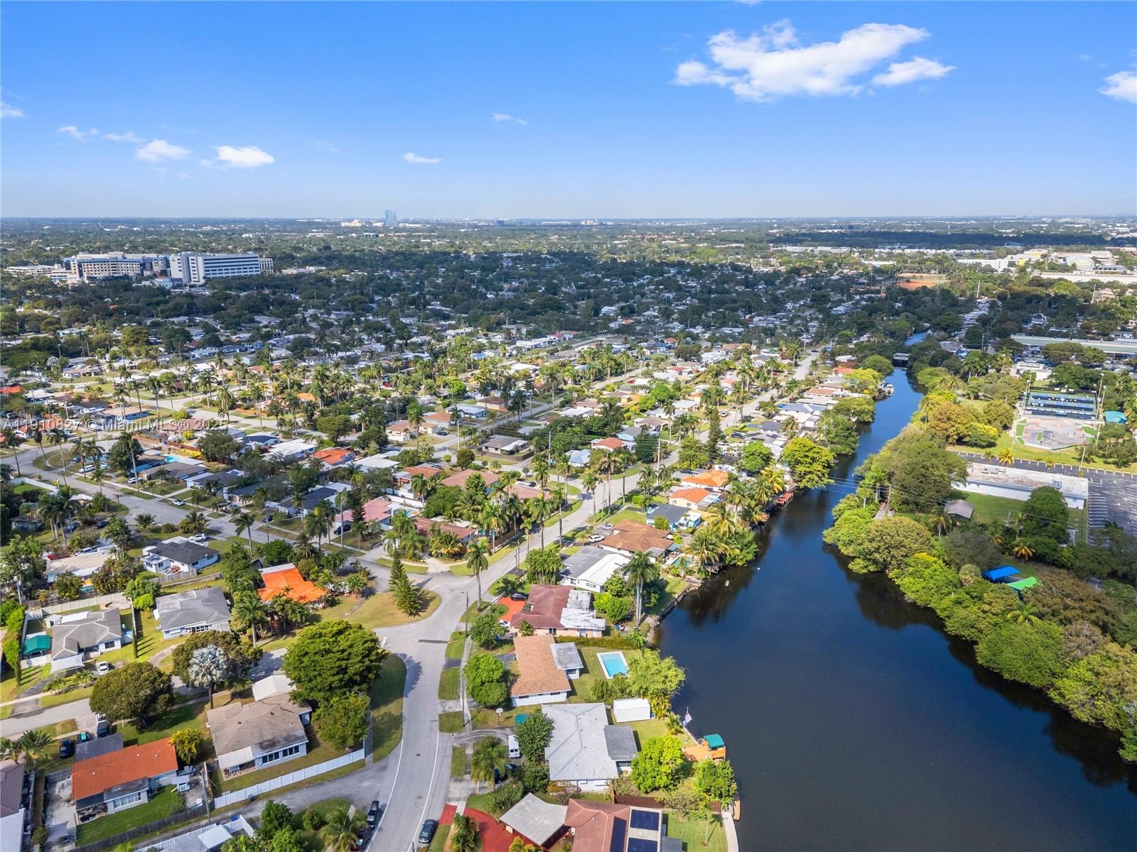 ORANGEBROOK GOLF ESTATES - Residential Lease