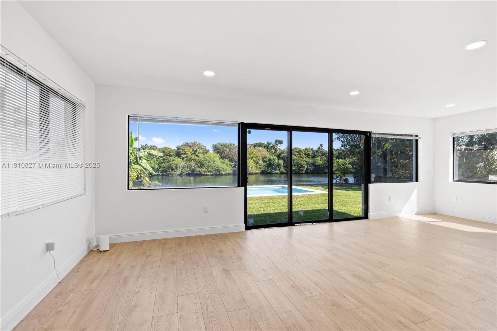 ORANGEBROOK GOLF ESTATES - Residential Lease