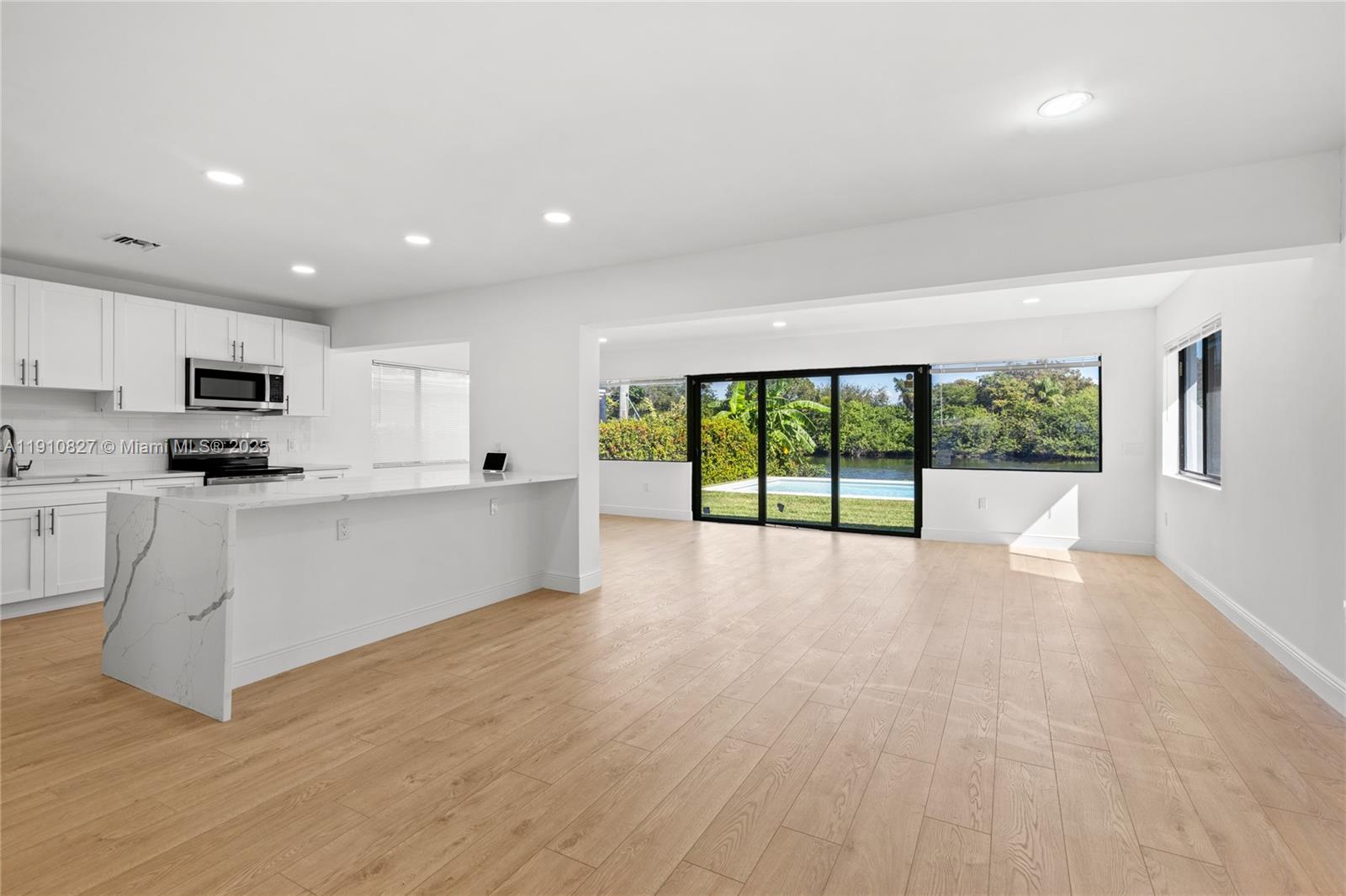 ORANGEBROOK GOLF ESTATES - Residential Lease