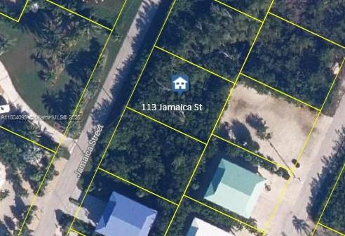 CENTER ISLAND - Land