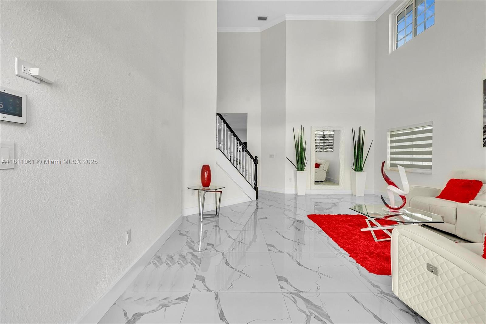 SILVER PALM LAKE - Residential