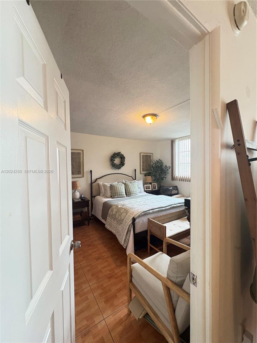 EDEN ISLES CONDO PART 1 - Residential