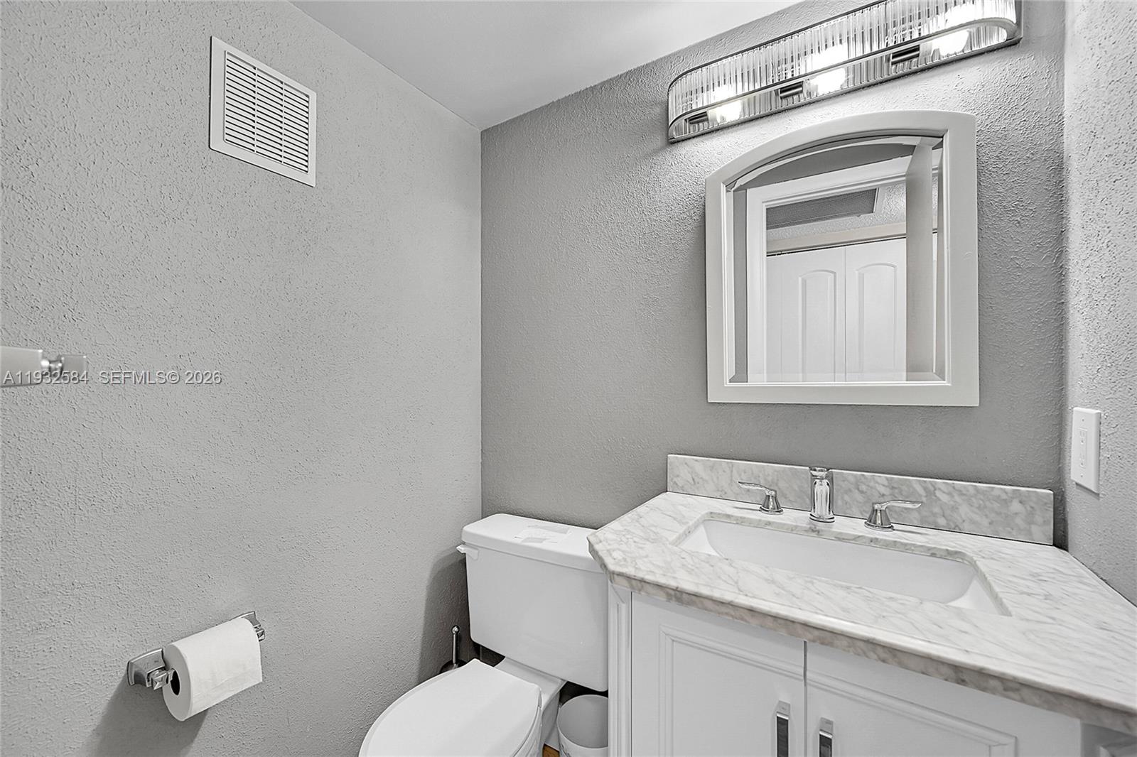 OAKRIDGE A CONDO - Residential