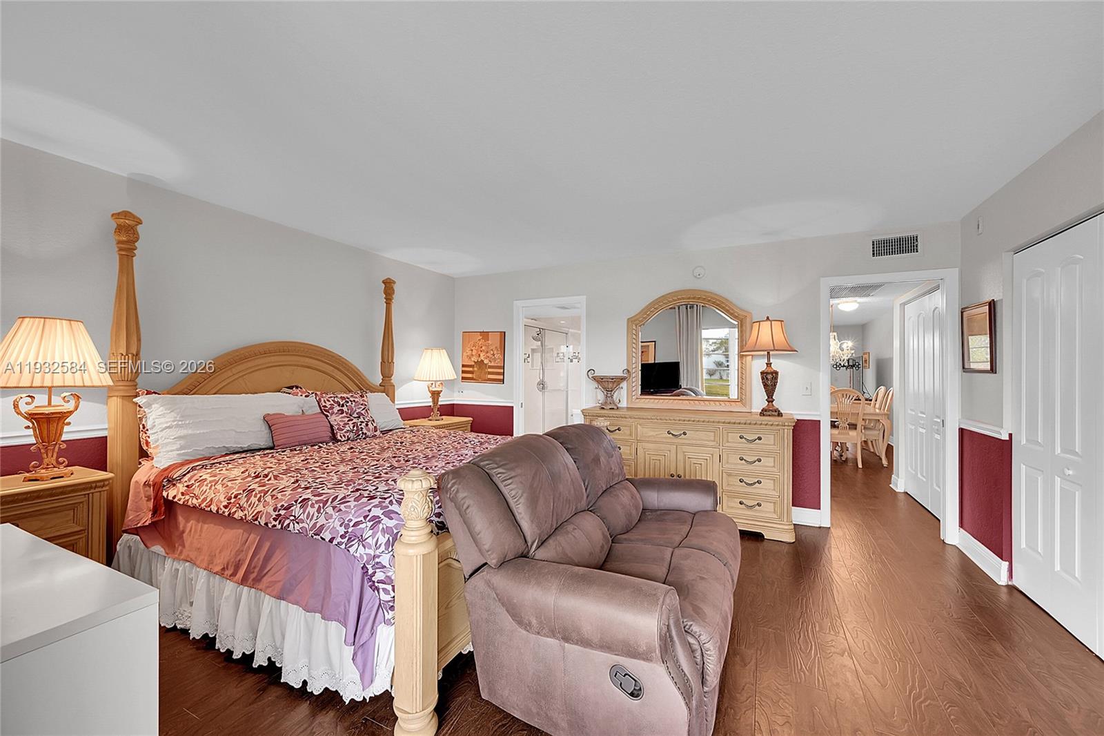 OAKRIDGE A CONDO - Residential