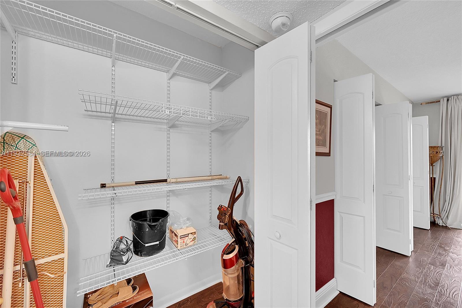 OAKRIDGE A CONDO - Residential