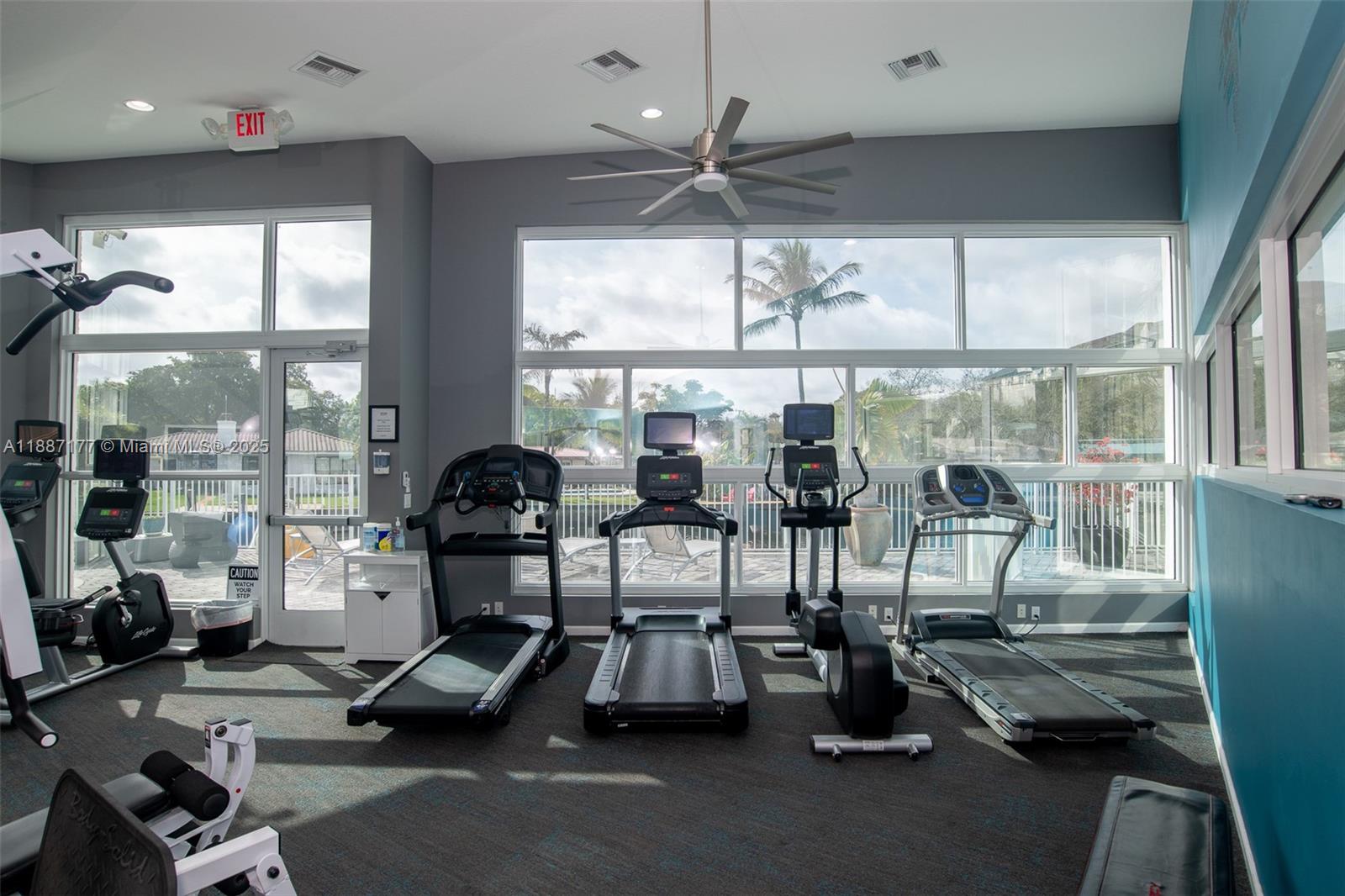 POINTE @ MIDDLE RIVER - Residential
