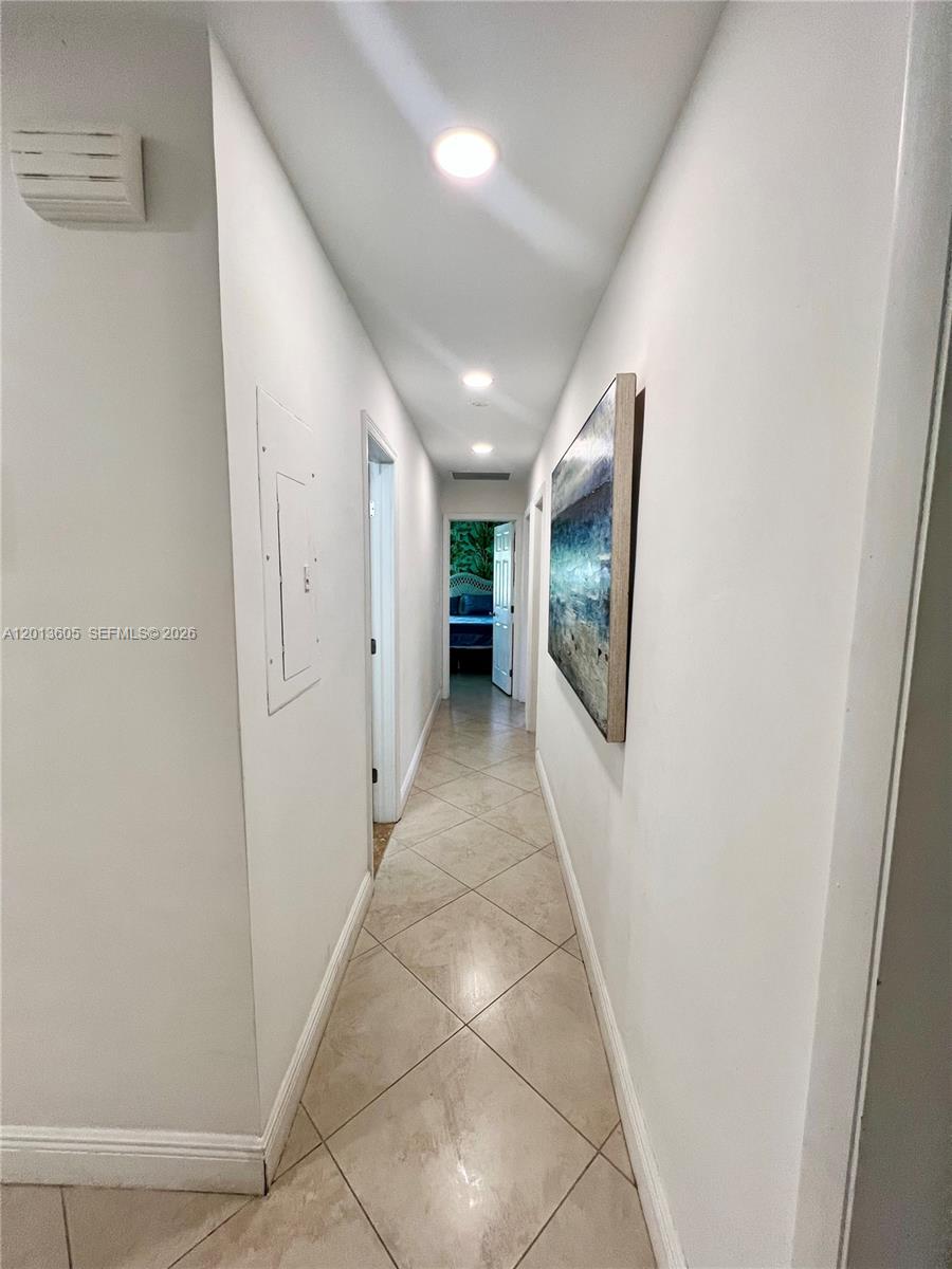 PLANTATION PARK 2ND ADD - Residential Lease