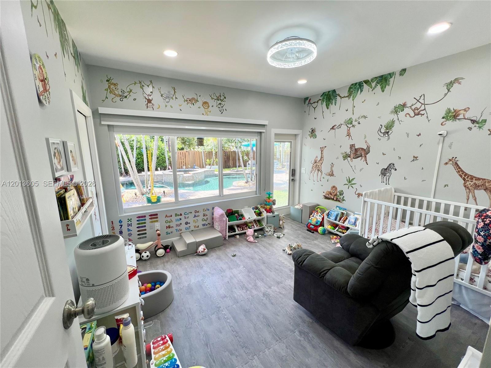 PLANTATION PARK 2ND ADD - Residential Lease