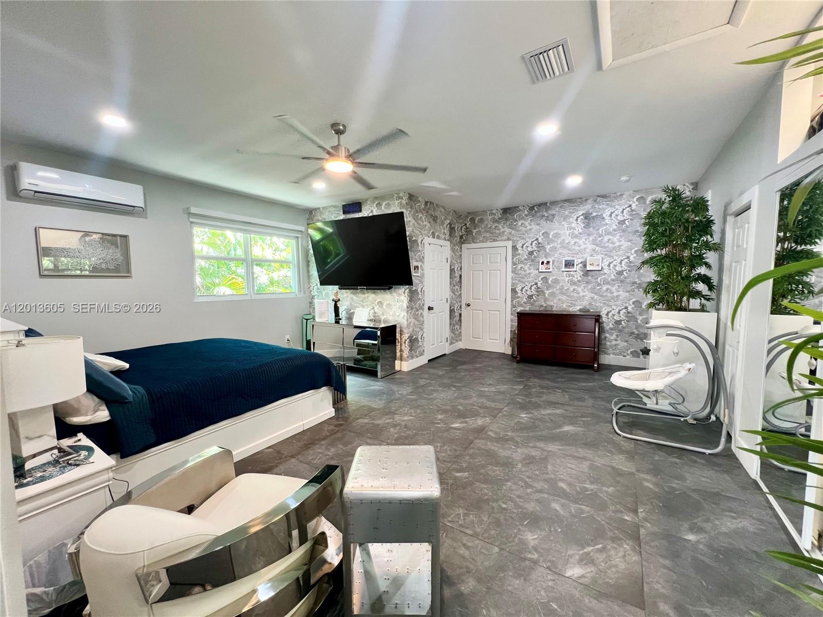 PLANTATION PARK 2ND ADD - Residential Lease
