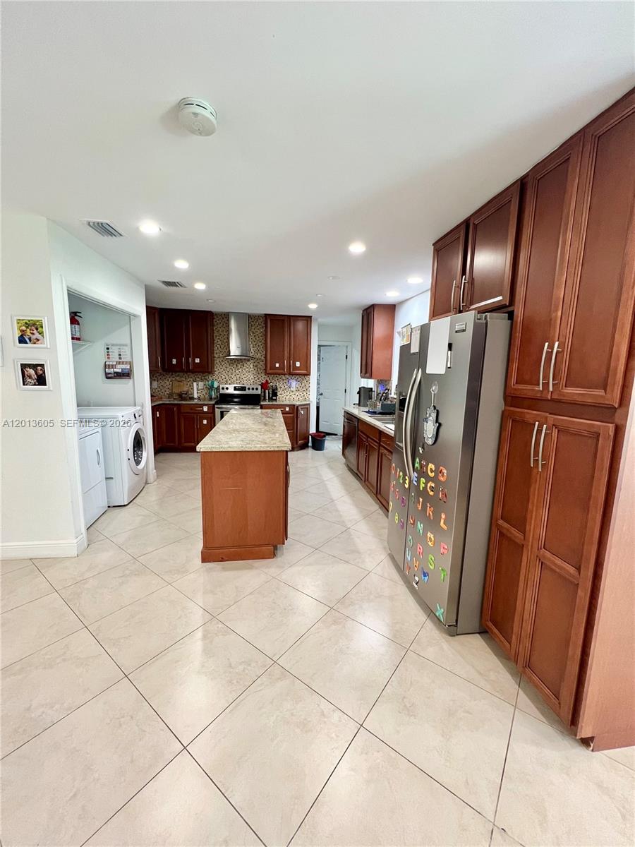 PLANTATION PARK 2ND ADD - Residential Lease