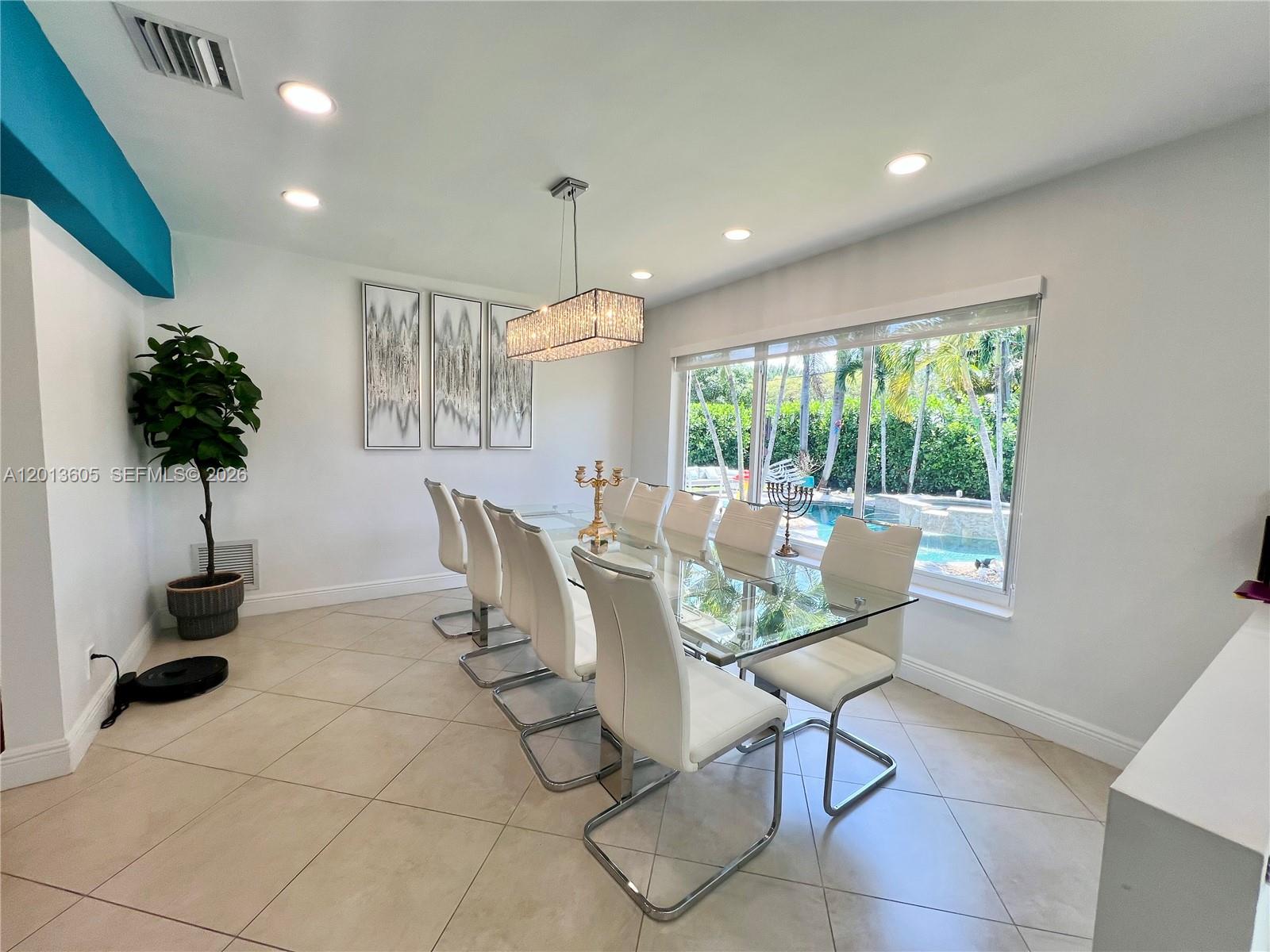 PLANTATION PARK 2ND ADD - Residential Lease