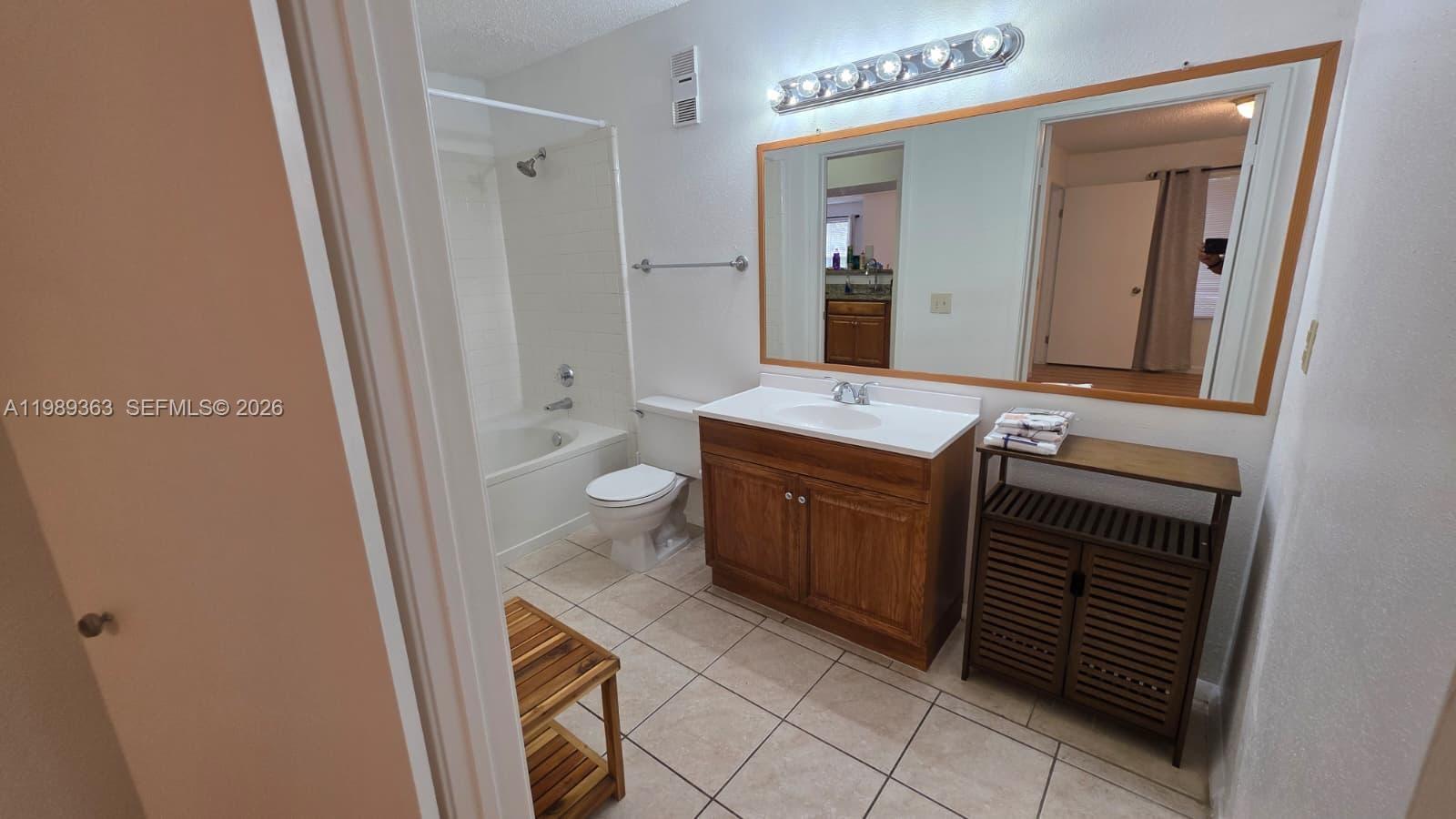 CORAL CLUB GARDEN VILLAS - Residential Lease