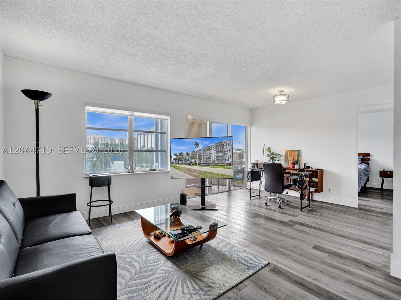 200 Diplomat Pkwy 432