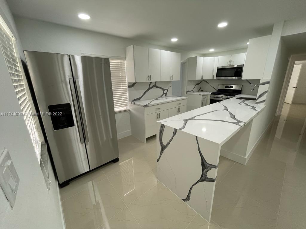 HIALEAH 13TH ADDN AMD PL - Residential