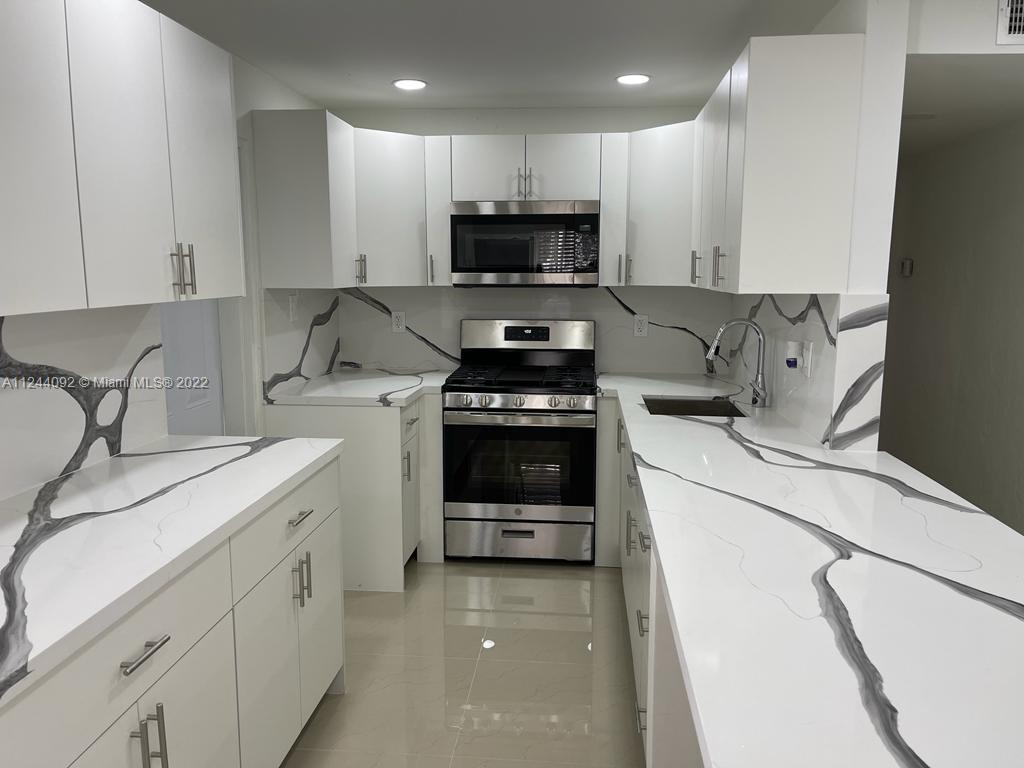 HIALEAH 13TH ADDN AMD PL - Residential