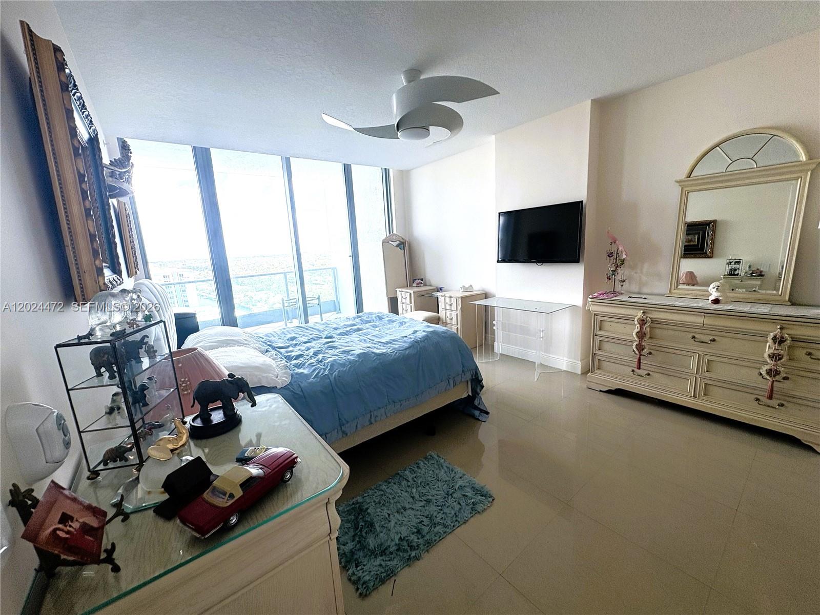 IL LUGANO CONDO - Residential Lease