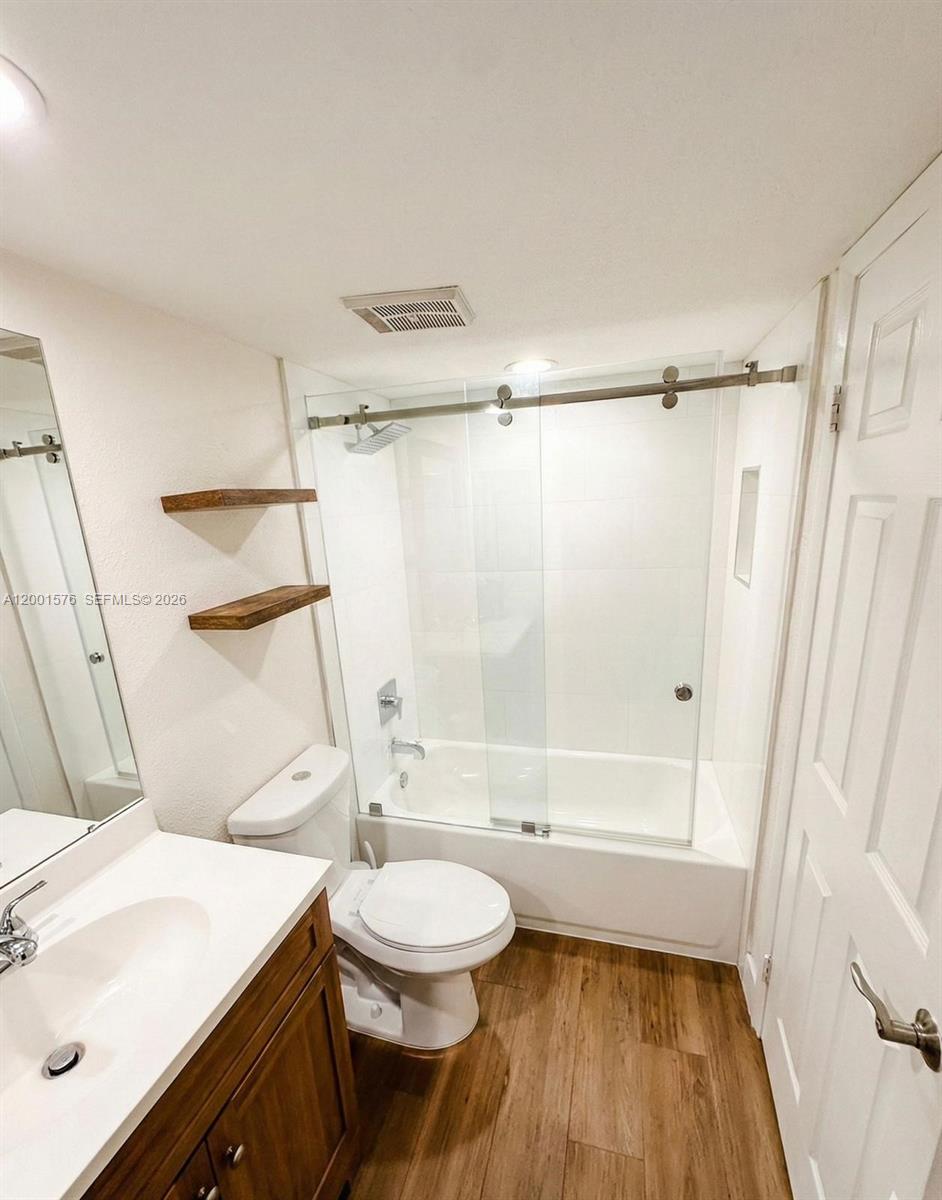 NAPOLI GARDENS AT CORAL S - Residential