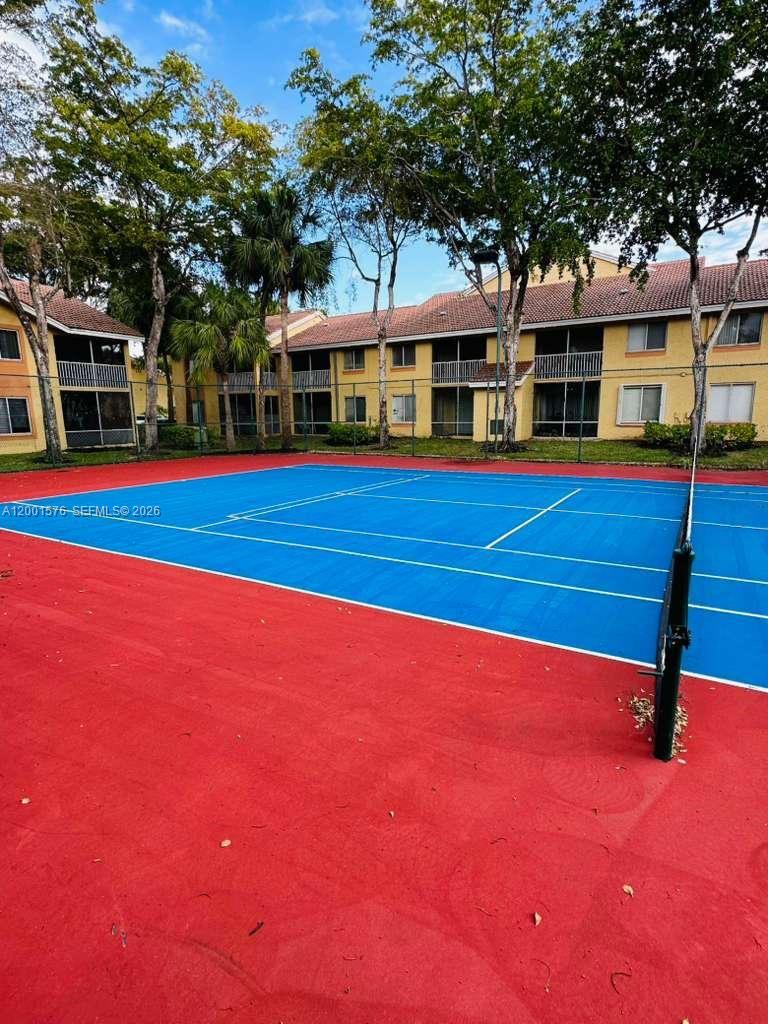 NAPOLI GARDENS AT CORAL S - Residential