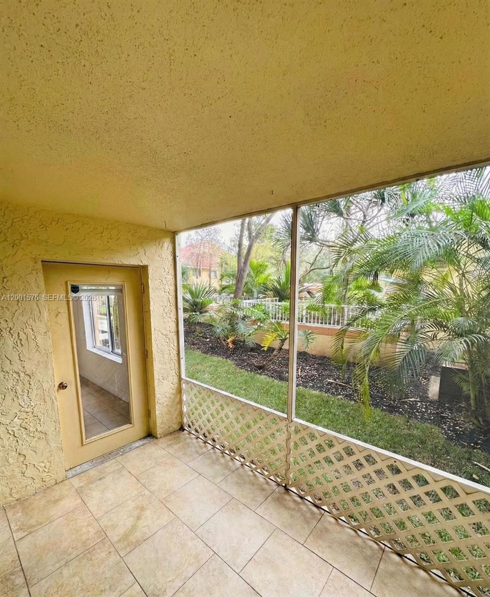 NAPOLI GARDENS AT CORAL S - Residential