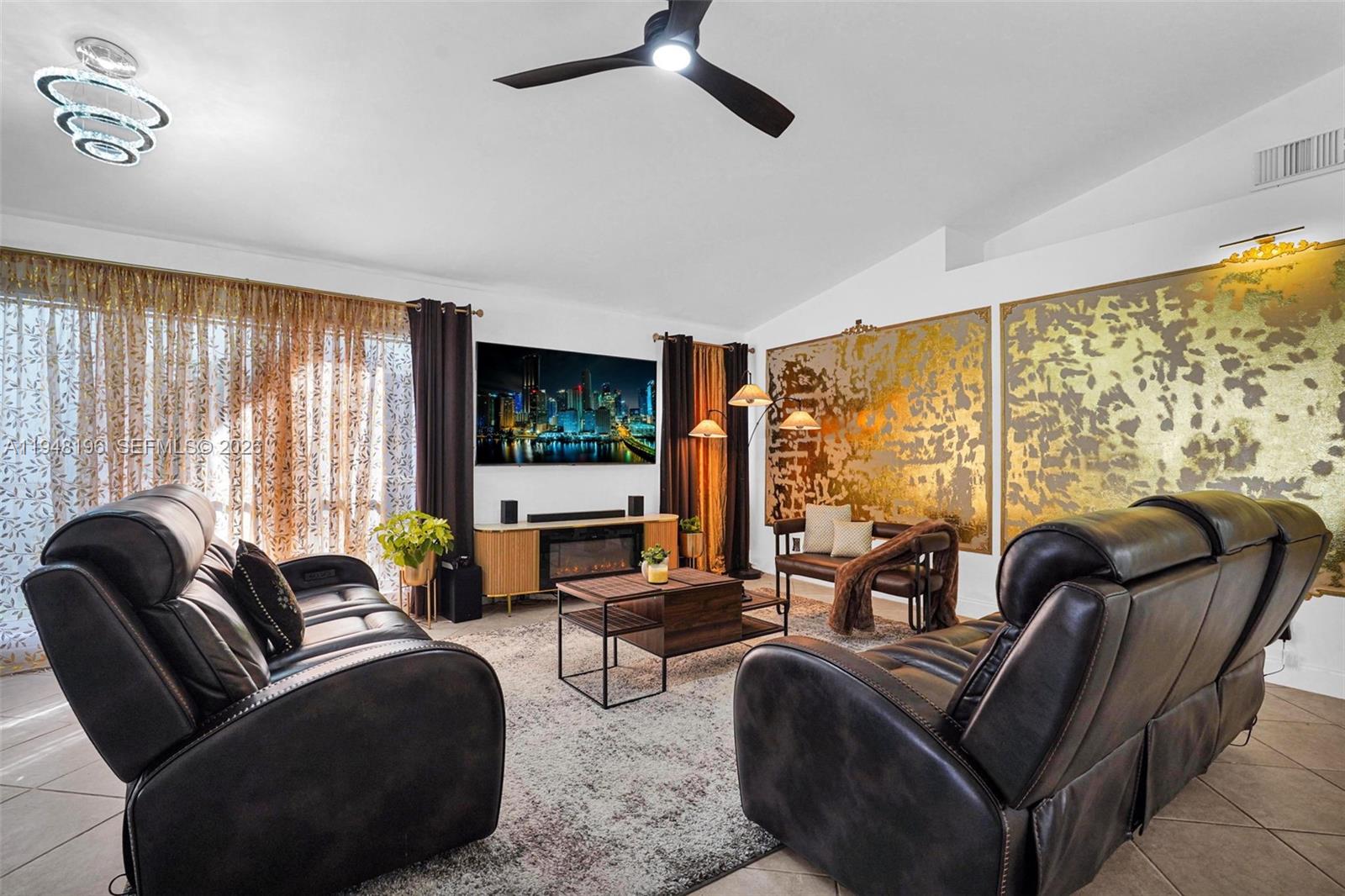 CHAPEL TRAIL II - Residential