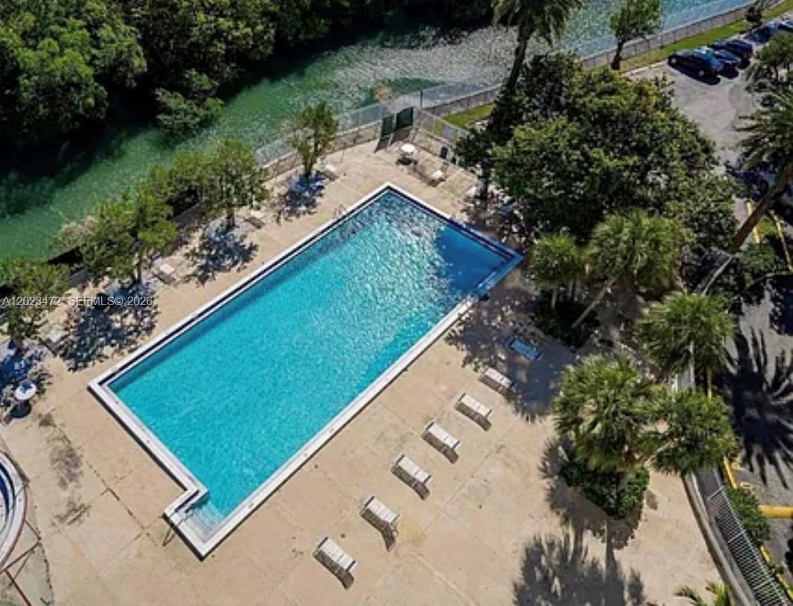 PARKVIEW POINT CONDO - Residential
