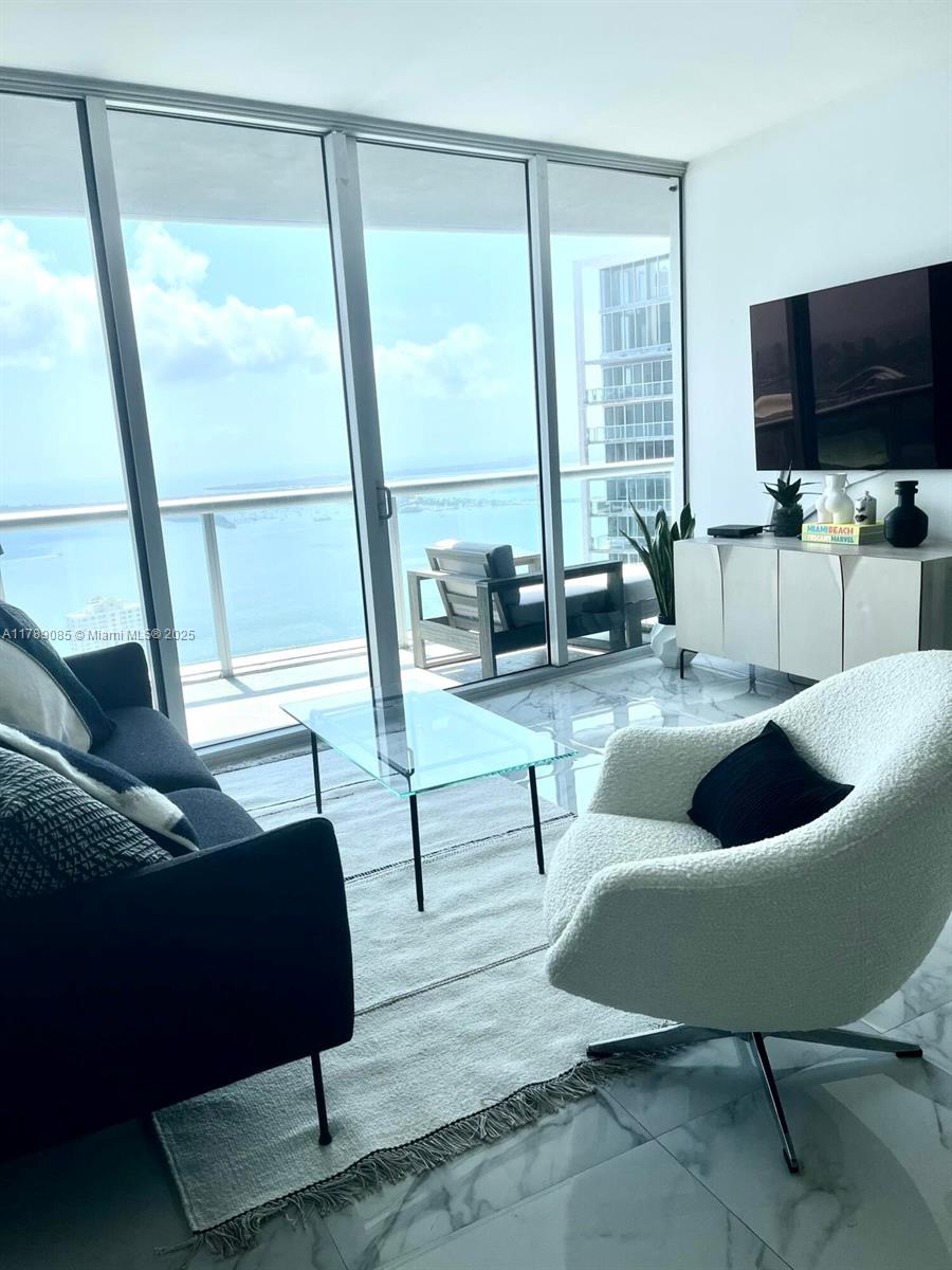 465 Brickell Ave 5505
