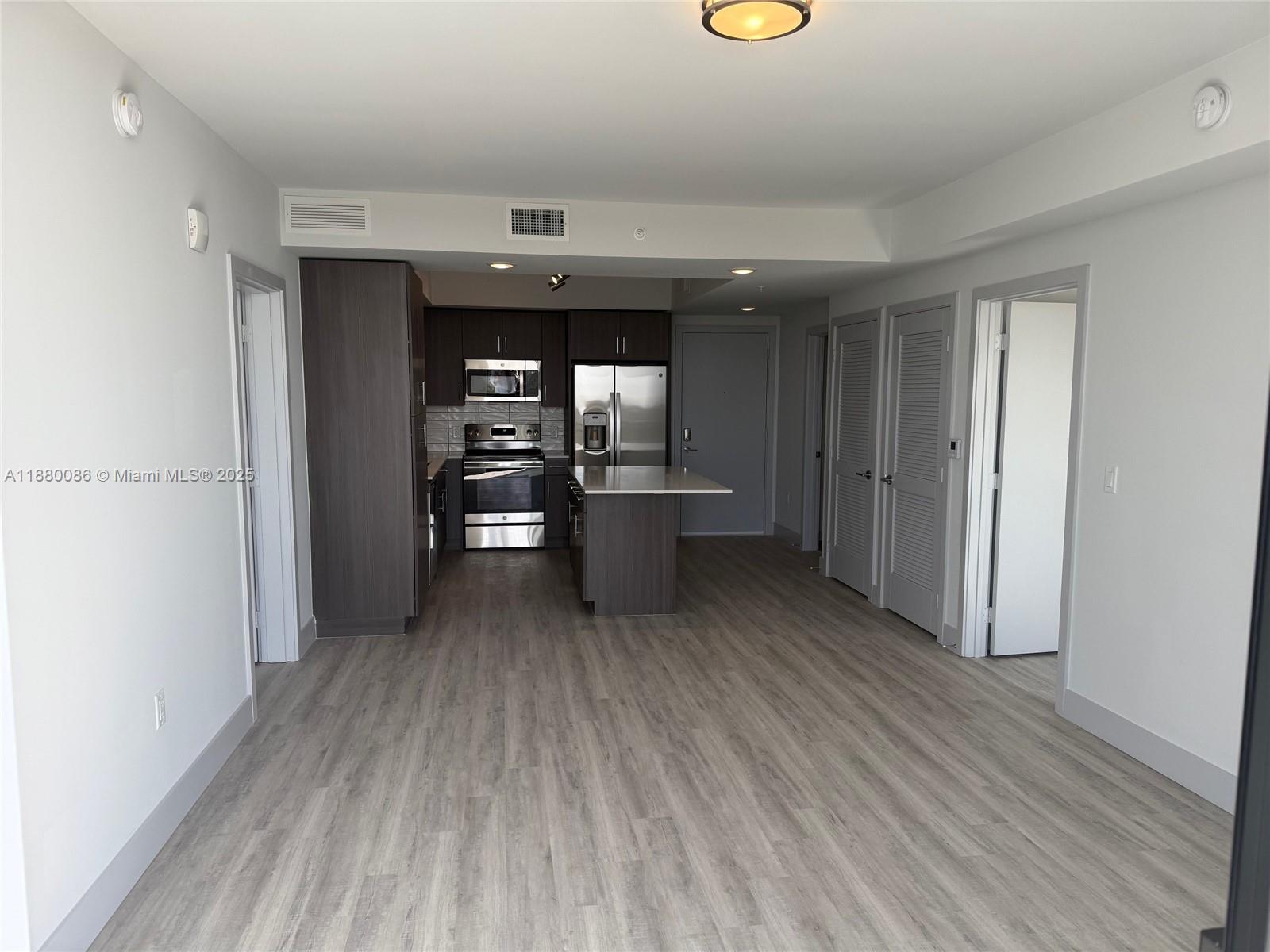 RAMBLEWOOD SOUTH - Residential Lease