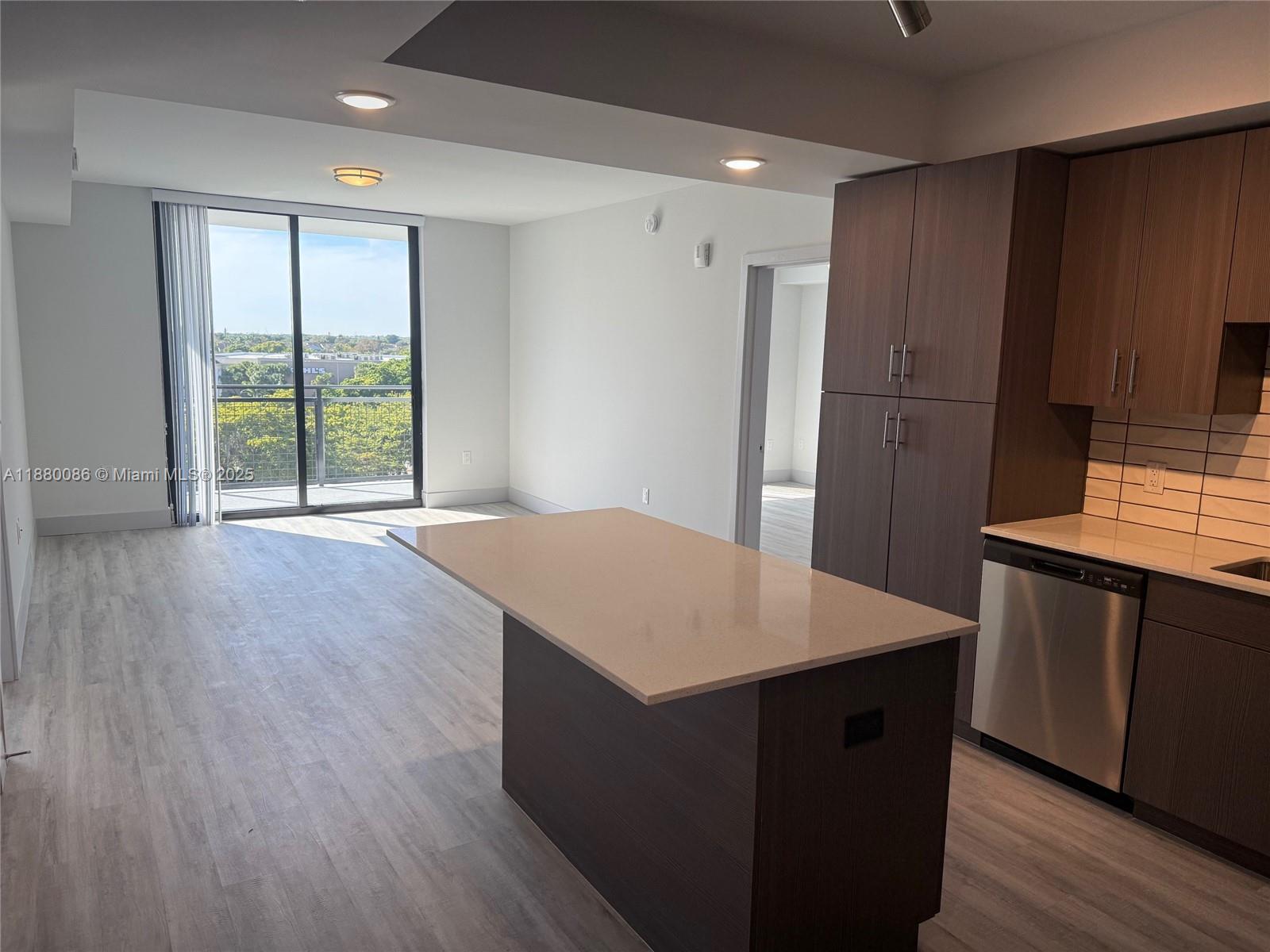 RAMBLEWOOD SOUTH - Residential Lease