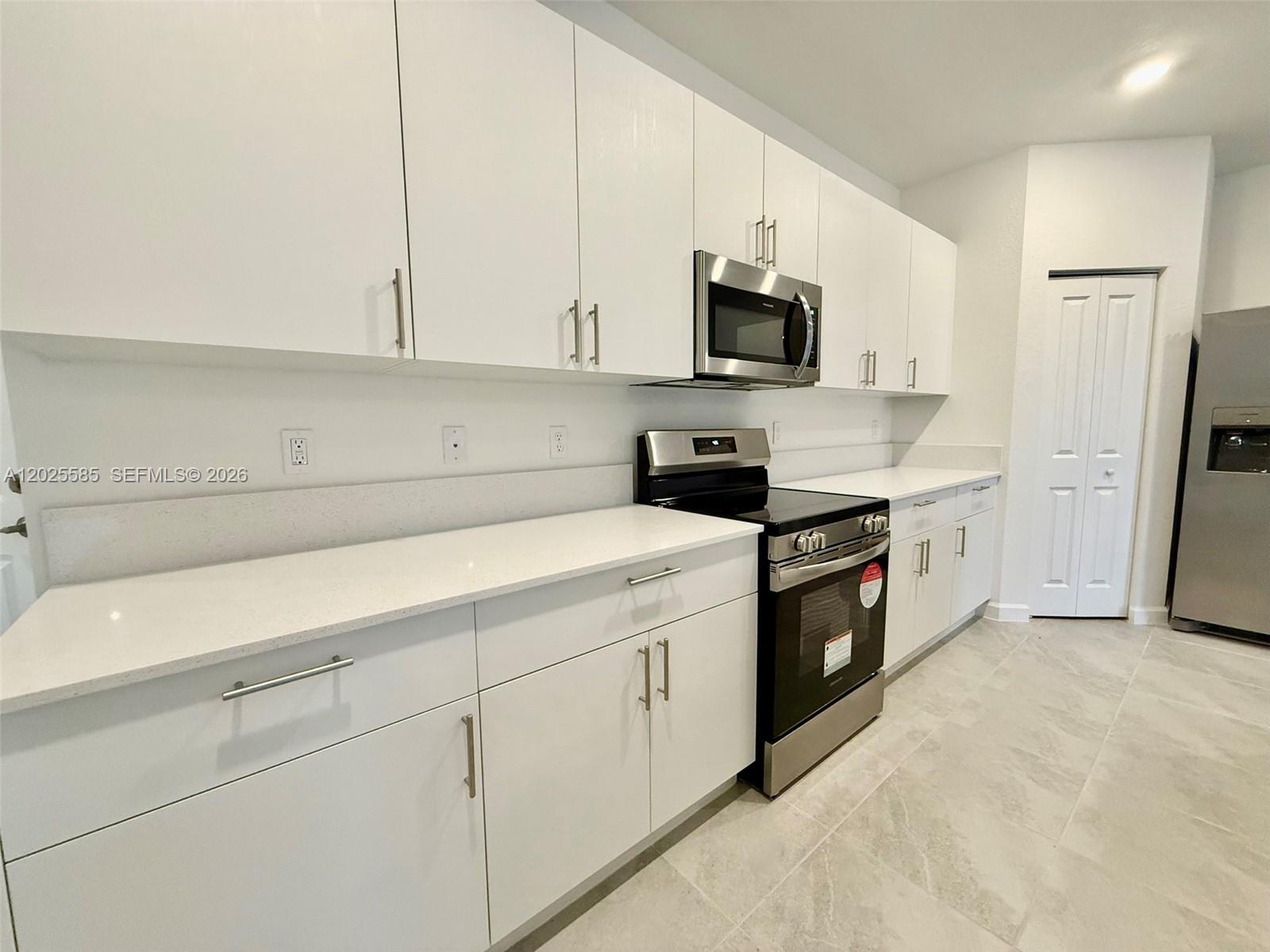2958 Park Pl 5838