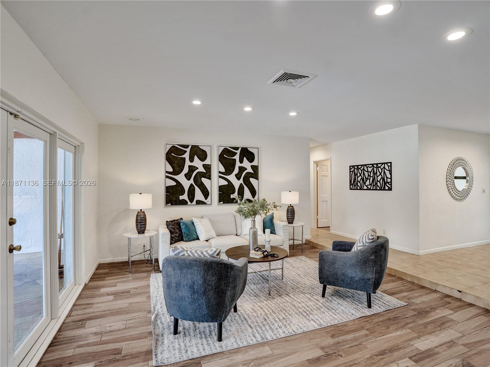 DIXONS PLAT - Residential