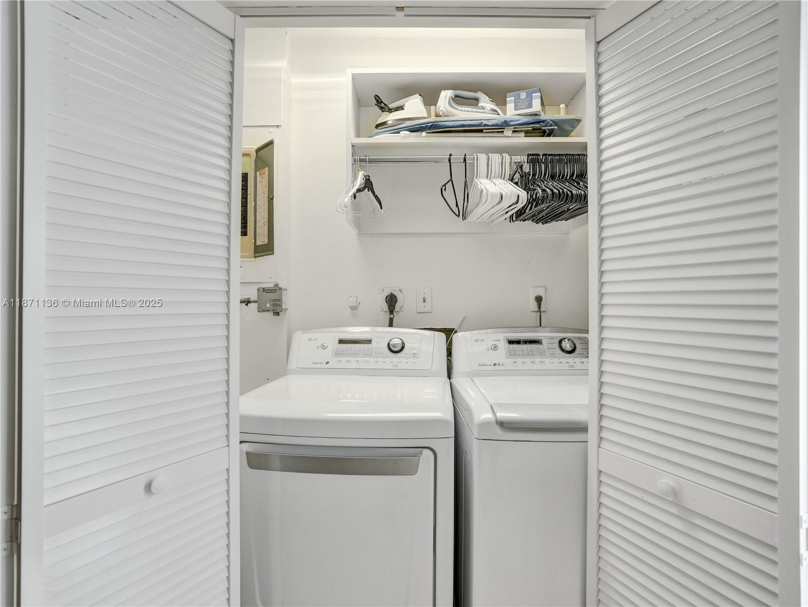 DIXONS PLAT - Residential