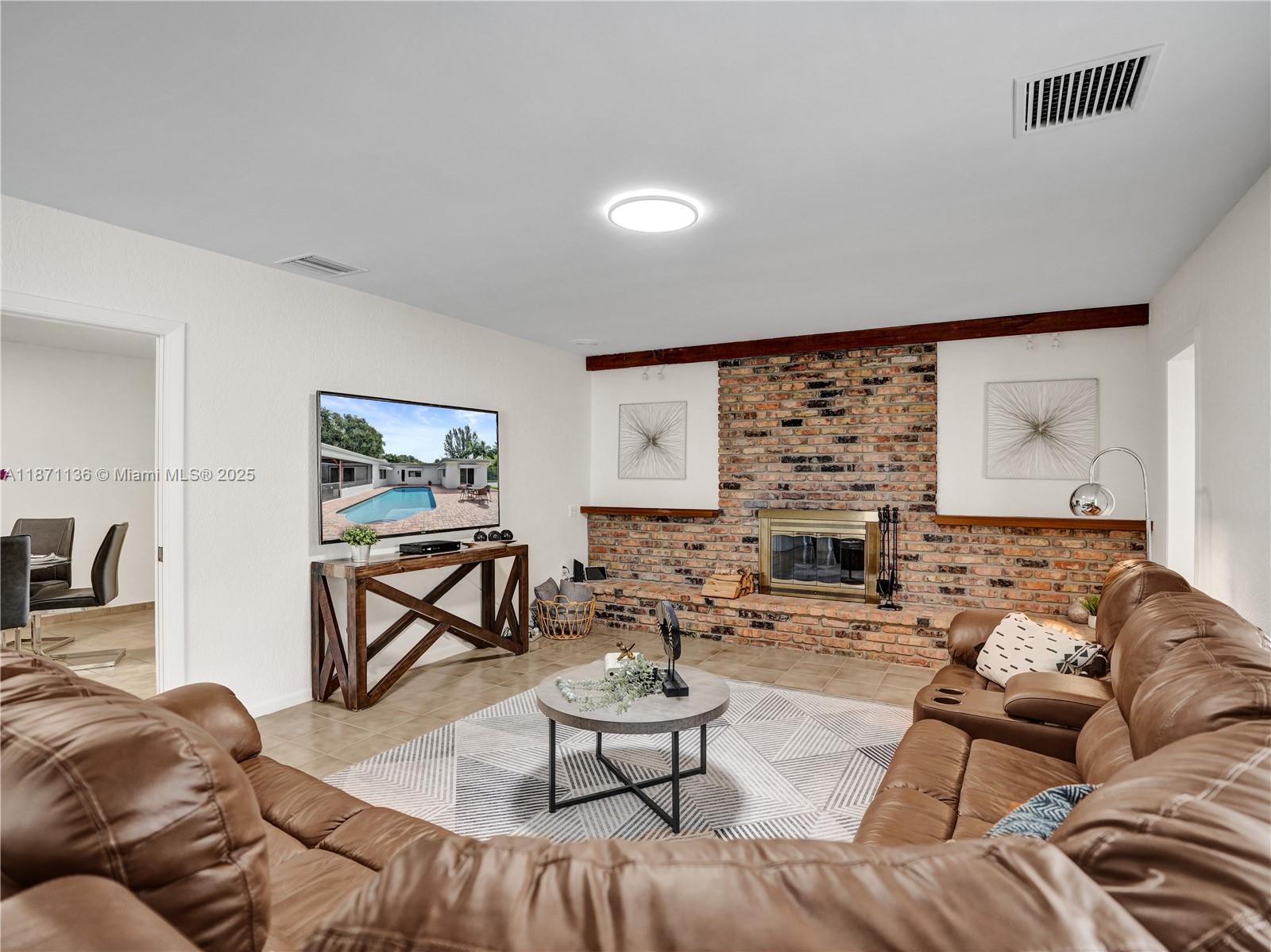 DIXONS PLAT - Residential