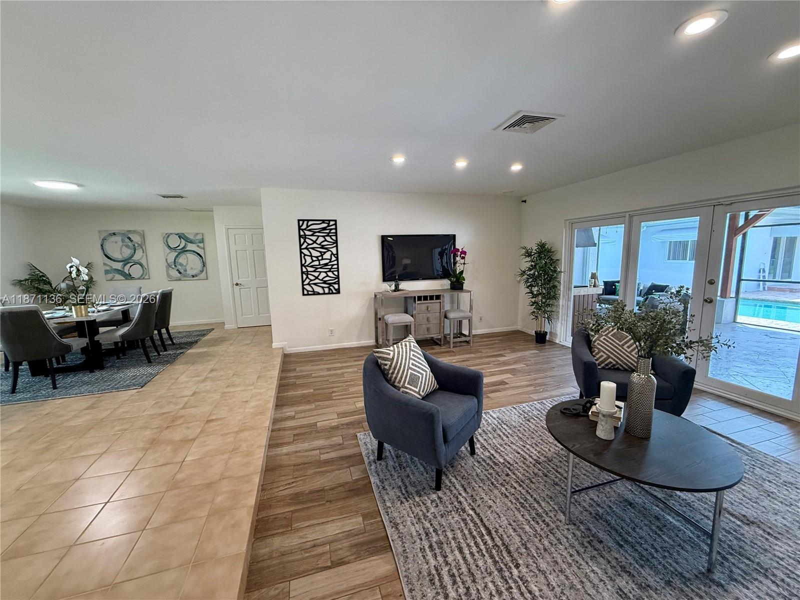 DIXONS PLAT - Residential