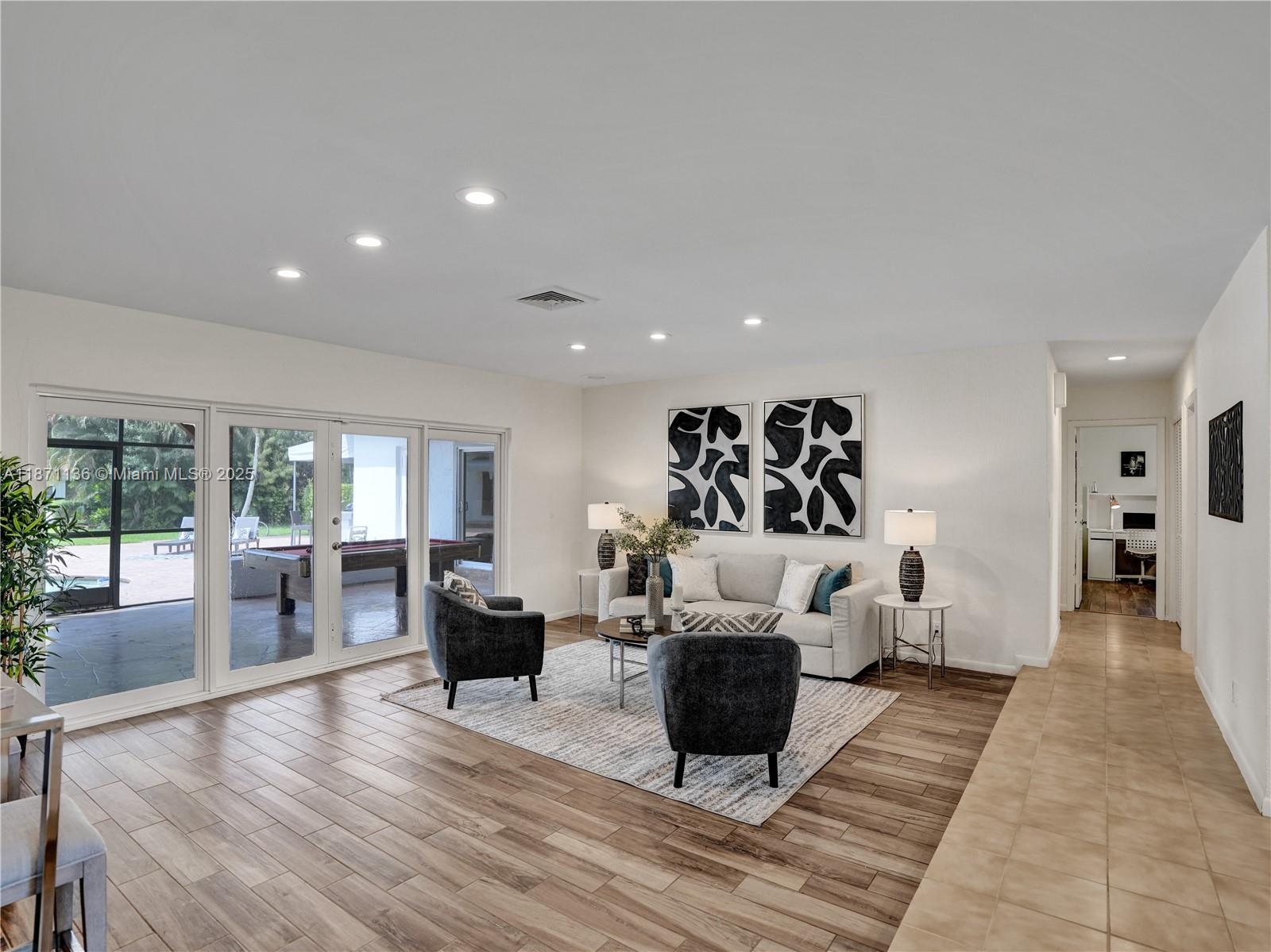 DIXONS PLAT - Residential