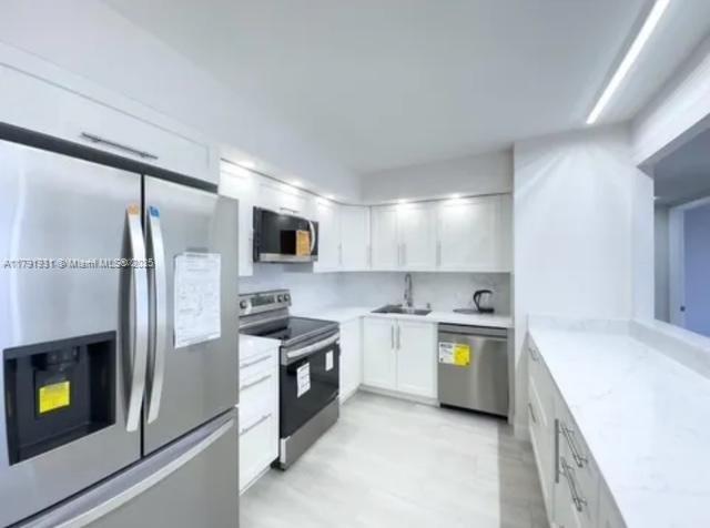 Rental Property at 2801 Ne 183rd St 1804W, Aventura, Miami-Dade County, Florida - Bedrooms: 2 
Bathrooms: 2  - $2,850 MO.