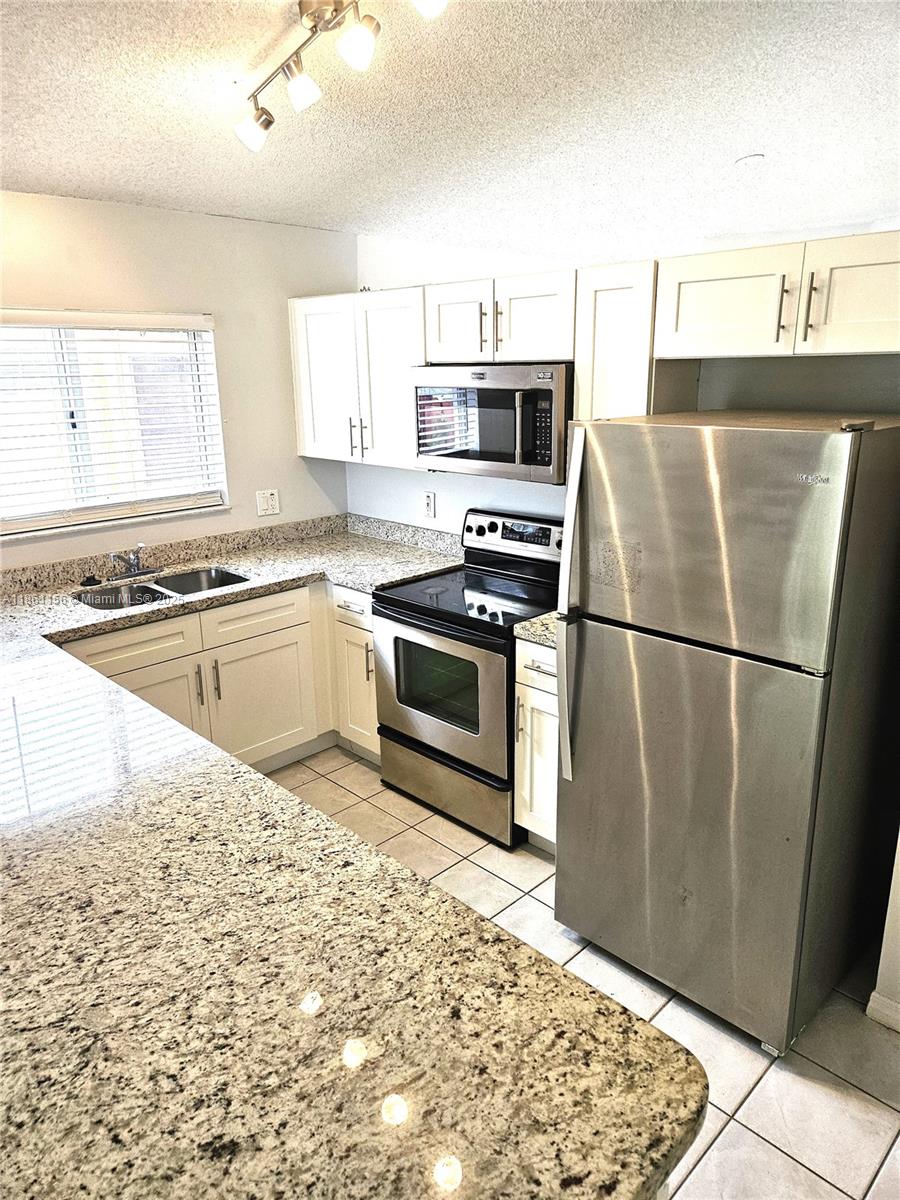 BONAVENTURE - Residential Lease