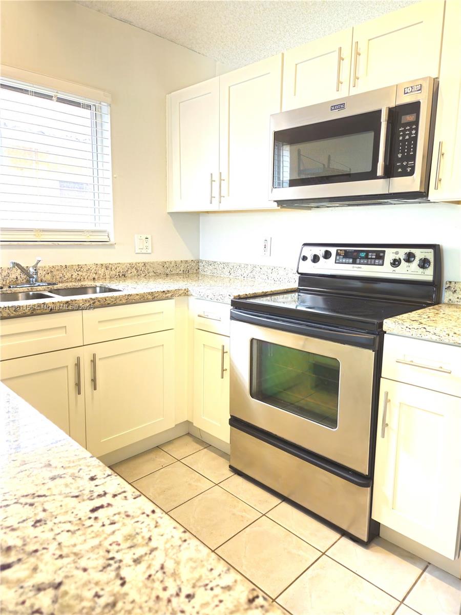 BONAVENTURE - Residential Lease