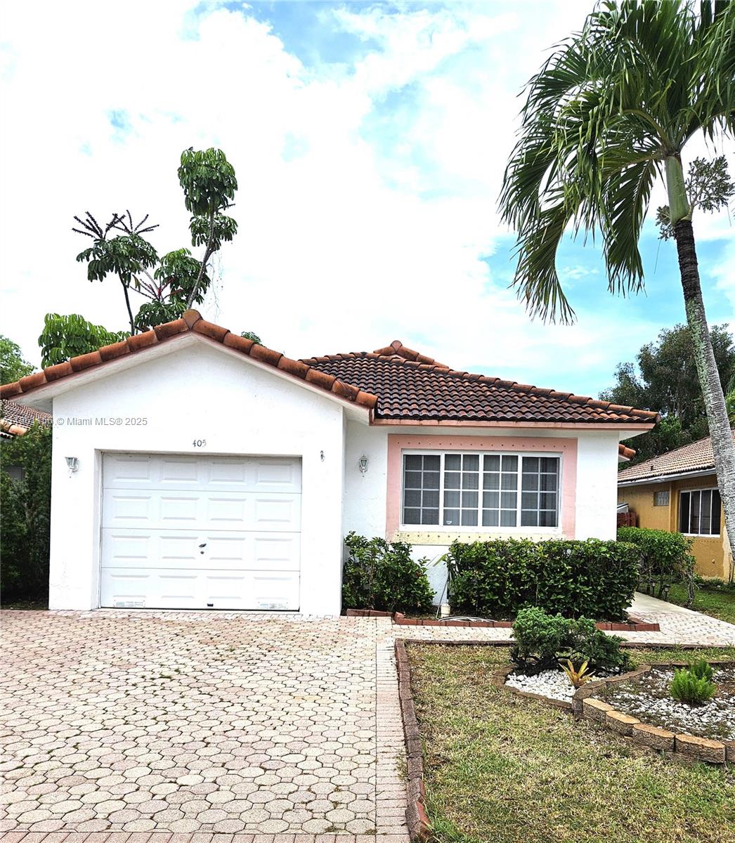 Looking for a starter home? Well look no further. This beautiful one story 2 bedroom 2 bath home is ready for you, located in the small community of Turtle Run II, walking distance to the Bonaventure Town Center, shopping and parks. The kitchen has a fabulous big island with plenty of space for eating and sharing meals. Separate living room. Bedrooms are on separate sides of the house giving each plenty of privacy. There is a covered patio with a view of the canal where you can BBQ, an take your morning coffee. The house is close to schools, shopping and major highways. It's the perfect starter home, the only single family house in Weston under $3,100. come take a look!